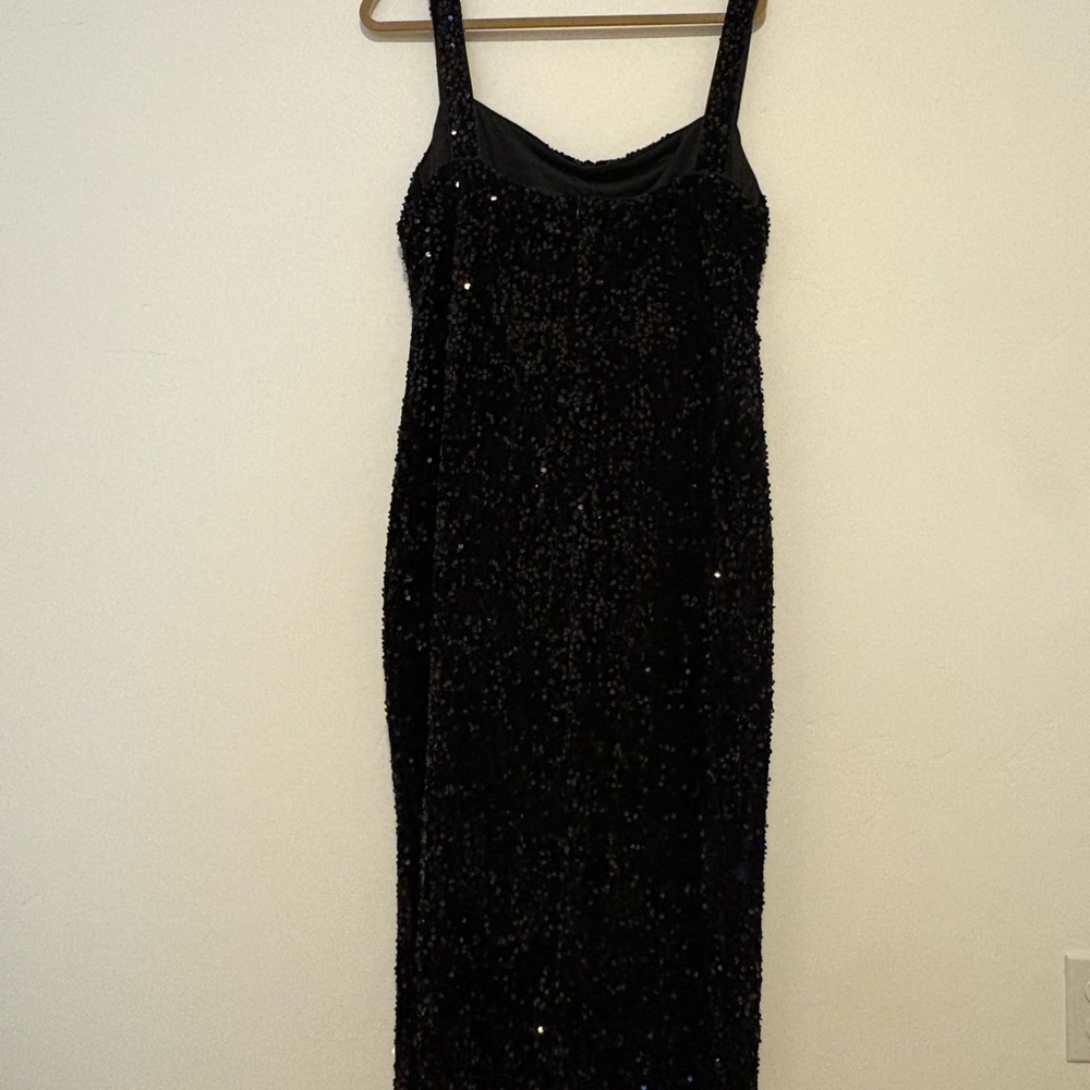 Elegant Black Sequin Dress